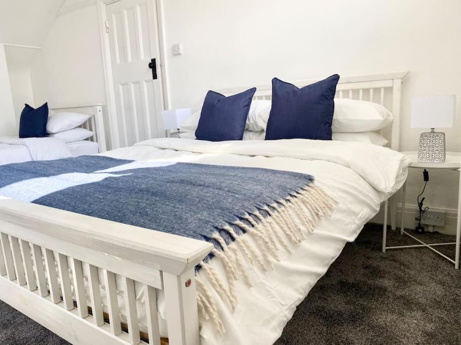 Charming Seaside Cottage In Leigh-On-Sea Southend-on-Sea Exterior foto